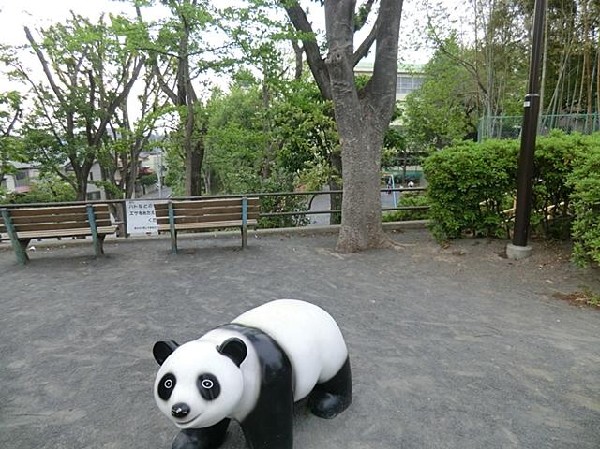 下永谷東公園(下永谷東公園まで400m)