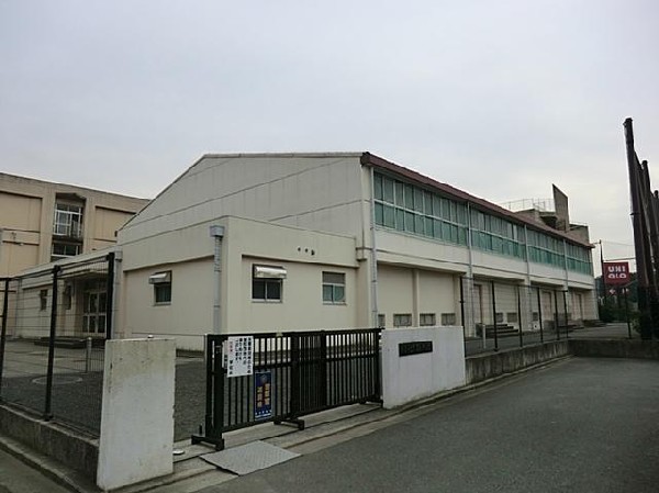 横浜市立下瀬谷中学校(横浜市立下瀬谷中学校まで1300m)