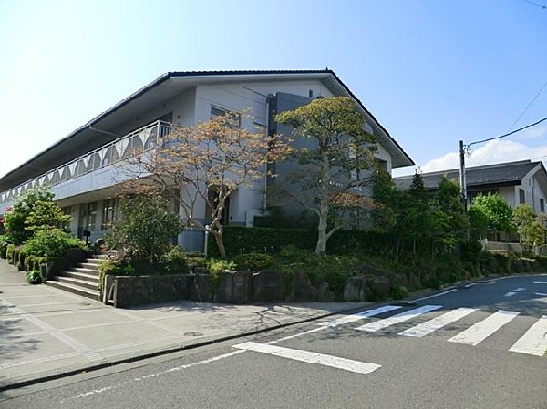 平戸幼稚園(平戸幼稚園まで350m)