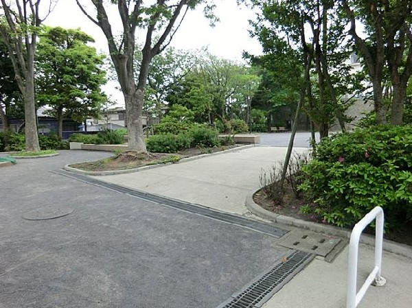 大郷山公園(大郷山公園まで400m)