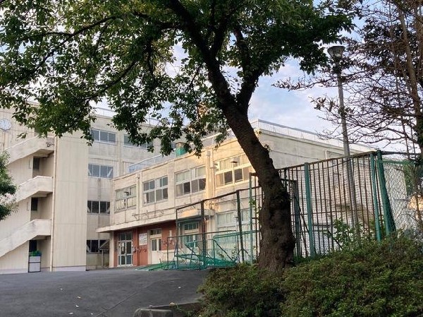 横浜市立南が丘中学校(横浜市立南が丘中学校まで700m)