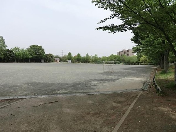 牛ヶ谷公園(牛ヶ谷公園まで300m)