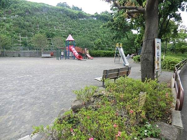 吉田町第二公園(吉田町第二公園まで450m)