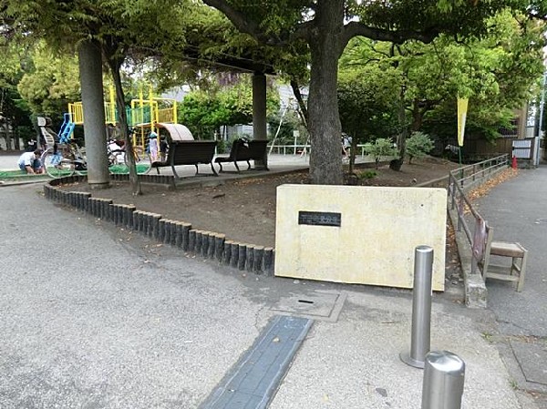 下田町東公園(下田町東公園まで260m)