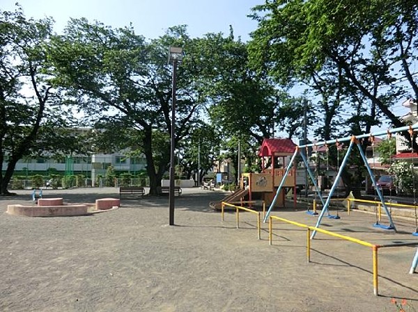 霞台公園(霞台公園まで550m 公園近くでお子様も安心して遊べます♪)