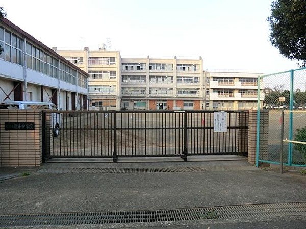 横浜市立新井中学校(横浜市立新井中学校まで1100m)