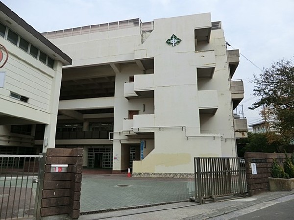 横浜市立森中学校(横浜市立森中学校まで1200ｍ)