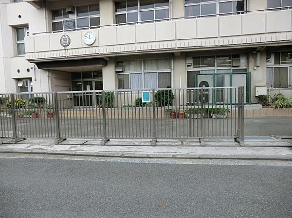 横浜市立西中学校(横浜市立西中学校まで380m 中学校近くで通学安心です♪)