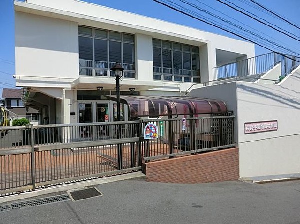 岩崎学園附属幼稚園(岩崎学園附属幼稚園まで1200m)