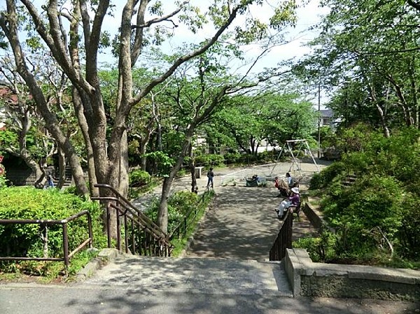洋光台三丁目公園(洋光台三丁目公園まで140m)