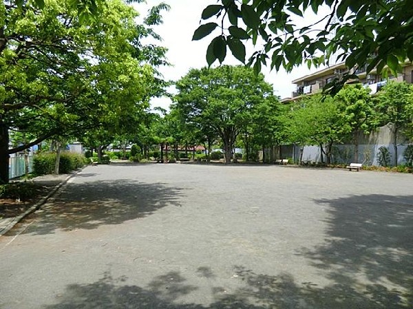 駒岡内町第二公園(駒岡内町第二公園まで220m)