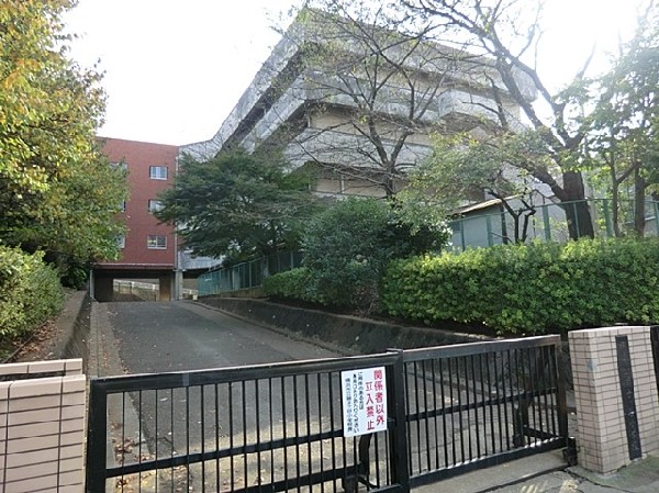 横浜市立獅子ケ谷小学校(横浜市立獅子ケ谷小学校まで1100ｍ)