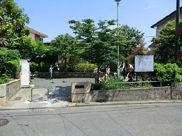 栗木町公園(栗木町公園まで100m)