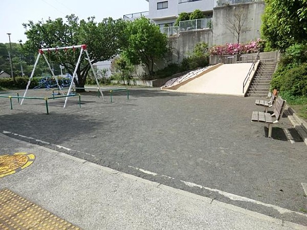 平戸第六公園(平戸第六公園まで350m 公園近くでお子様も安心して遊べます♪)