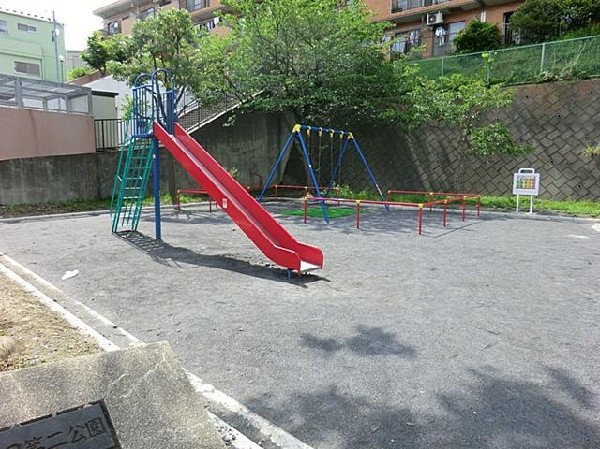 大岡四丁目第二公園(大岡四丁目第二公園まで30m)