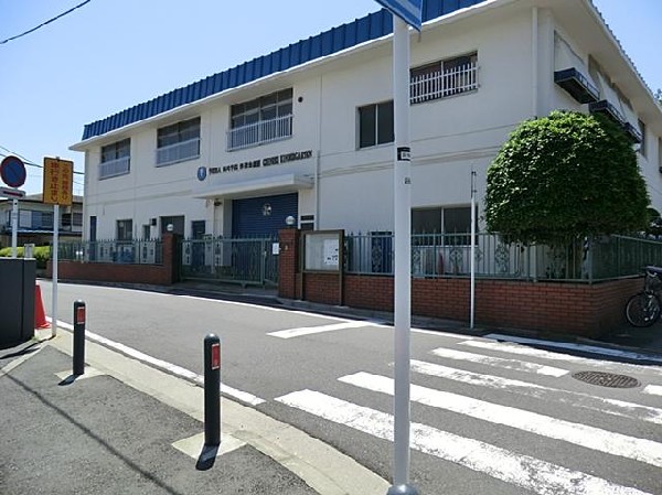 銀嶺幼稚園(銀嶺幼稚園まで800m)