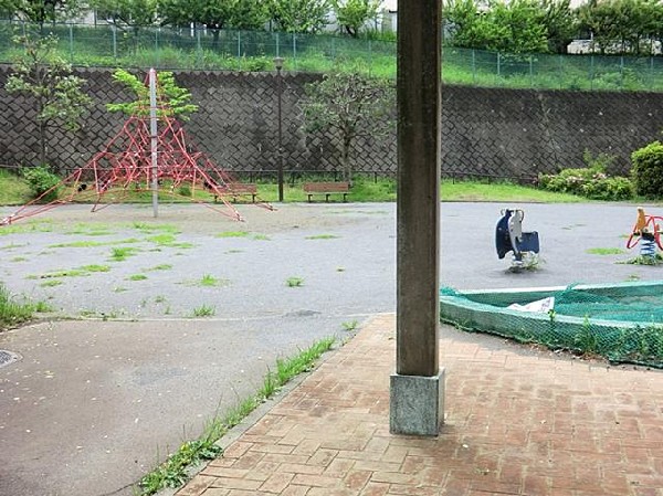 六ツ川三丁目第二公園(六ツ川三丁目第二公園まで400m 公園近くでお子様も安心して遊べます♪)