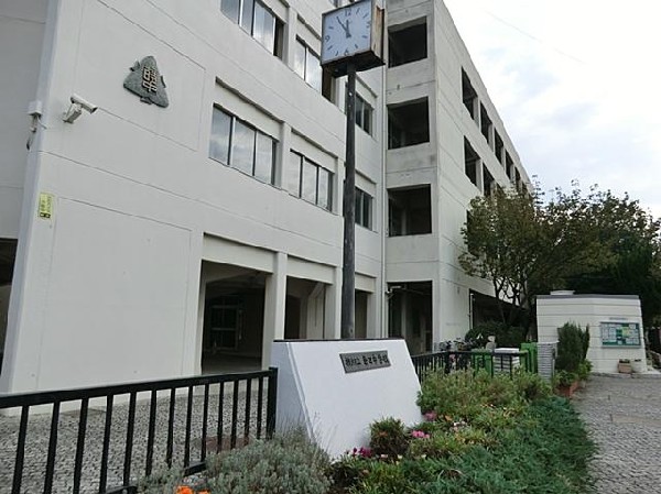 横浜市立蒔田中学校(横浜市立蒔田中学校まで1500m)