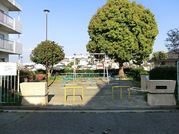 神大寺第三公園(神大寺第三公園まで450m)