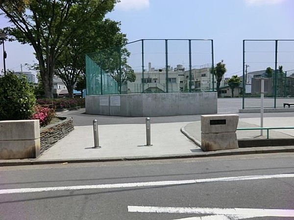 睦町公園(睦町公園まで350m)