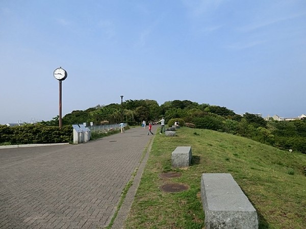 本牧山頂公園(本牧山頂公園まで850ｍ)
