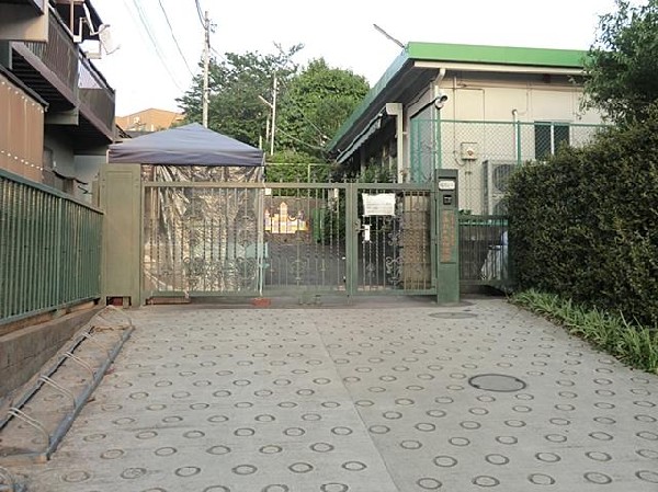 すみれが丘幼稚園(すみれが丘幼稚園まで110m)