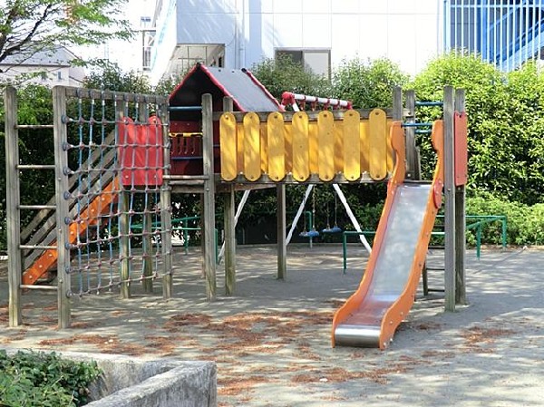 篠原西町公園(篠原西町公園まで500m)