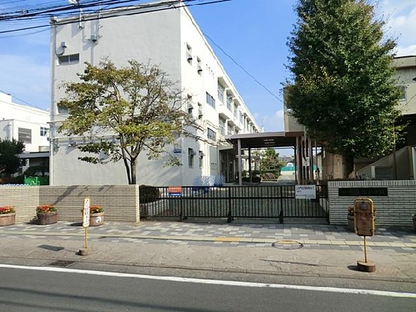 横浜市立戸塚小学校(横浜市立戸塚小学校まで1300m)