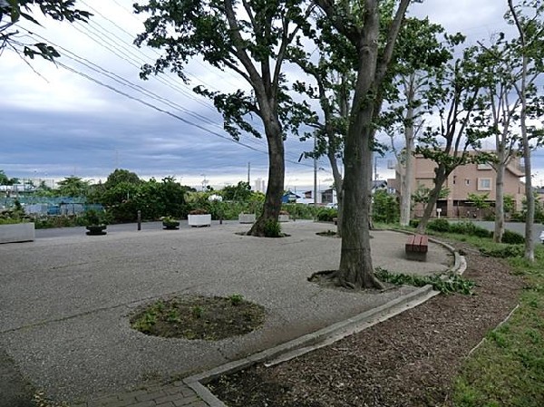 中沢町清水ヶ丘公園(中沢町清水ヶ丘公園まで350m)