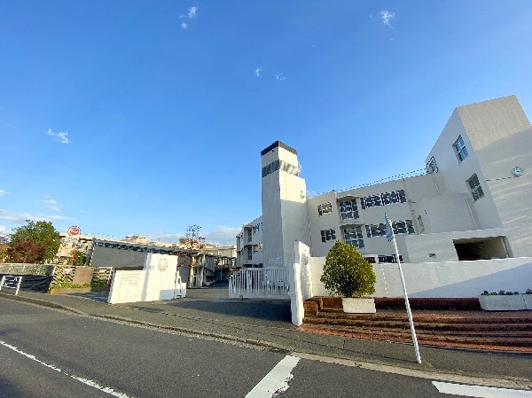 川和中学校(生徒一人ひとりが明るく、元気な学校。)
