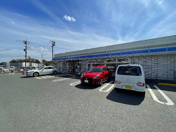 ローソン 川崎上麻生七丁目店　(「マチのほっとステーション」をスローガンに掲げる通り、忙しい日々に「ほっ」とするひとときをもたらします。)