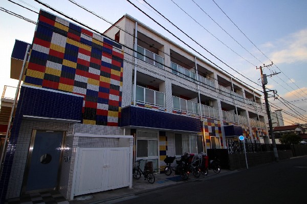 中丸子もりのこ保育園(「自分の子どもを入れたい園にする」をモットーに、地域の利用者のニーズに応えるべく、日々躍進を続けてます。)