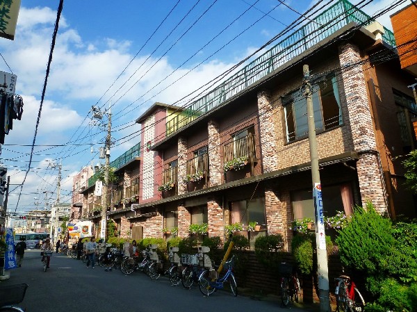 月影学園幼稚園(東急東横線「元住吉」駅から徒歩5分、武蔵小杉からも通いやすい幼稚園です。)