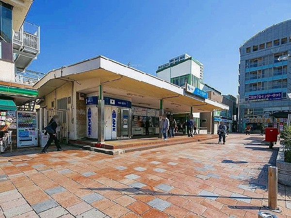 向ヶ丘遊園駅　(小田急線急行停車駅の「向ヶ丘遊園」駅。周辺には商業施設や銀行等の施設が揃っています。)