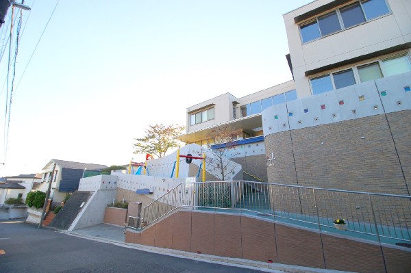 大場白ゆり幼稚園(あえて特別な教育をしないのが特長。家庭的な雰囲気の中で本当に必要な教育をゆったりと行います。)