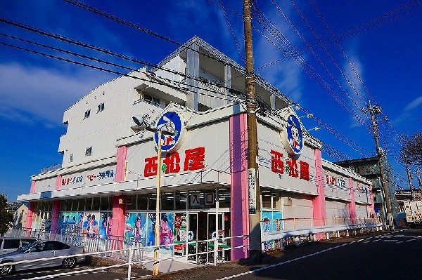 西松屋川崎馬絹店(育児用品全般が揃う、ベビーキッズ用品専門店。)