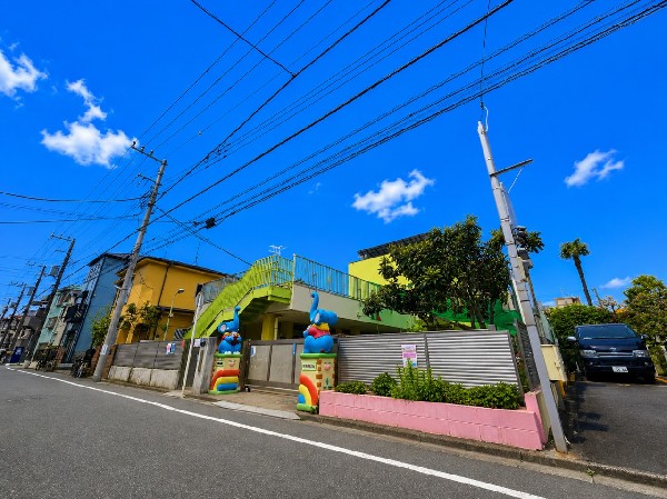 川崎協立幼稚園(たっぷりと遊び、その中で、自分の頭で物事を考え、判断して行動してほしいとの考えから、様々な体験を多く取り入れています。)