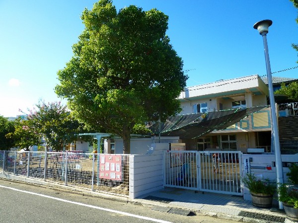 美しが丘保育園(未来をになう子どもたちのすこやかな成長をねがって健康で心豊かに育つように保護者や地域と協力して保育を進めていきます。)