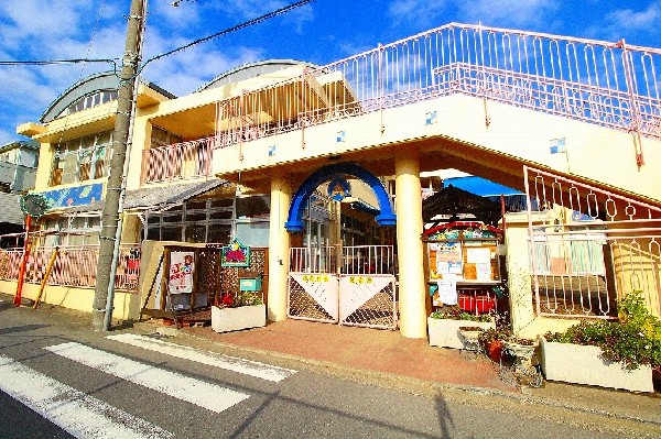 あおぞら保育園(岸根公園近くの保育園。晴れた日は散歩に出かけ自然に囲まれながら生活リズムを作る。行事が沢山あります。)