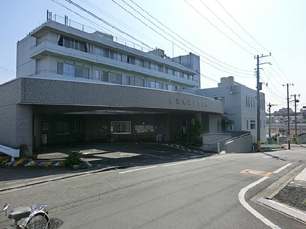 横浜新緑総合病院(確かな医療技術・やさしい対応で共に生きる幸せを喜び合える良質の保健医療福祉社会を創造する病院  )