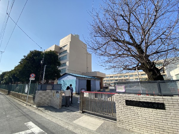 矢向小学校( 目標は、私が、皆がかがやく矢向の森。一人ひとりが自己肯定感をもち、自他の違いを認め、尊重すること)